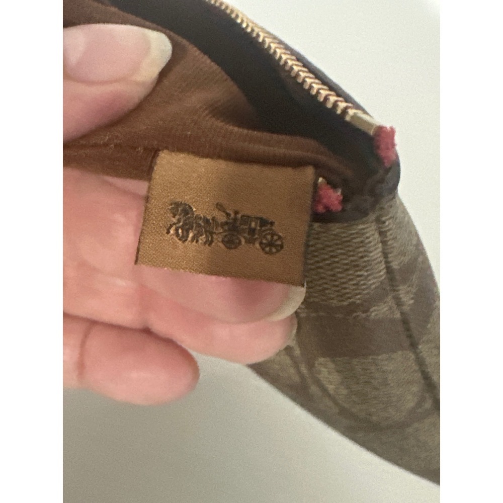 Coach Wristlet Brown Signature Good Times Heart Charm Zip Pouch Bag - Picture 6 of 8